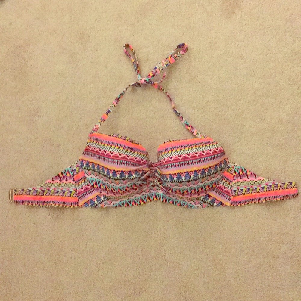 Printed Victoria’s Secret Bikini Top Size 32DD